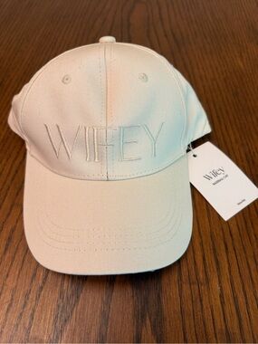 Embroidered Baseball Cap - Cream